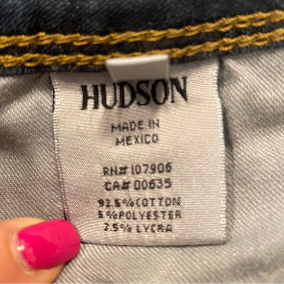 Hudson Beth Baby Boot jeans signature flap pocket. Size 28 - Picture 7 of 12